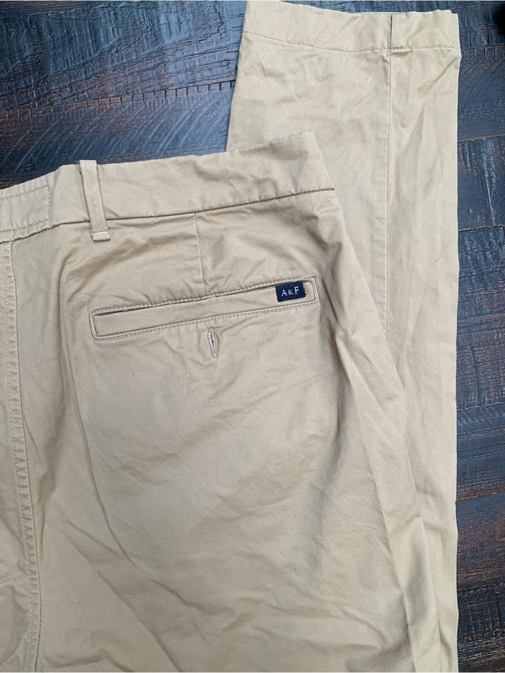 Abercrombie & Fitch Men's Tan Chino Pants